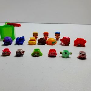 My Mini MixieQ's Holiday Fashion Series